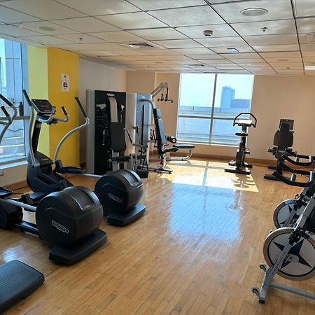 Cozy Marina & Sea View Apt In Bay Central Tower Dubai Marina With Modern Gym & Pool, Steps To Beach & Metro Exterior photo