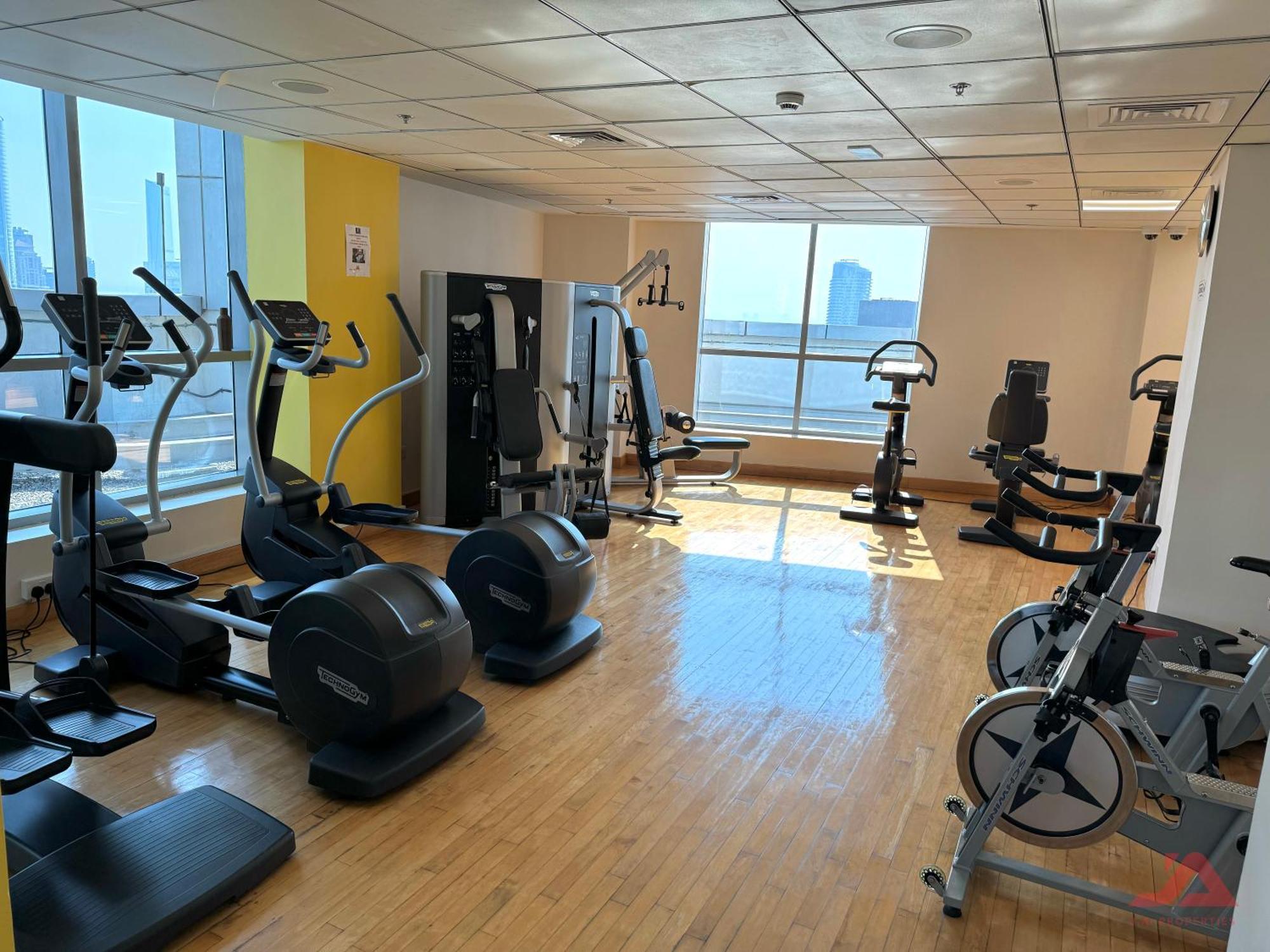 Cozy Marina & Sea View Apt In Bay Central Tower Dubai Marina With Modern Gym & Pool, Steps To Beach & Metro Exterior photo
